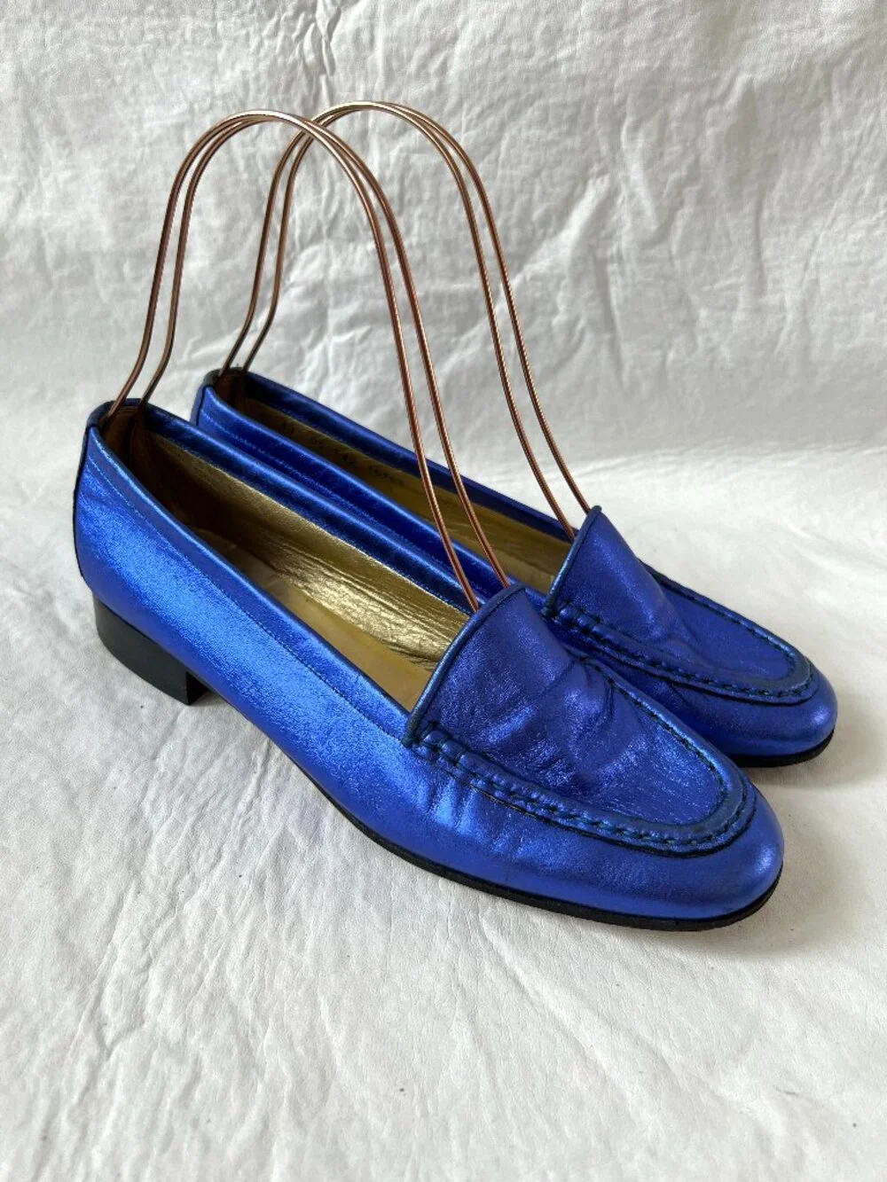 Bruno Magli loafers metallic blue leather EU 39 US womens 9 slip on shoes